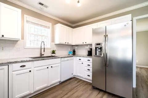 3 E Lilyfield Ct, Durham, NC 27703 photo 3