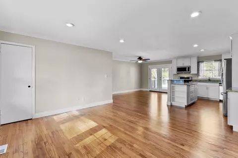 1316 Pineview Dr, Garner, NC 27529 photo 3