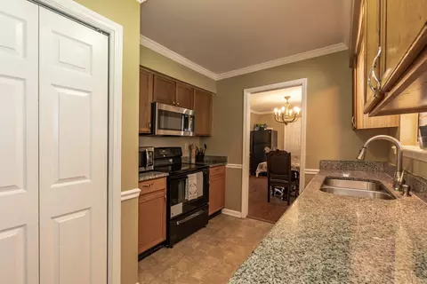 2 Lucas Dr, Durham, NC 27713 photo 5