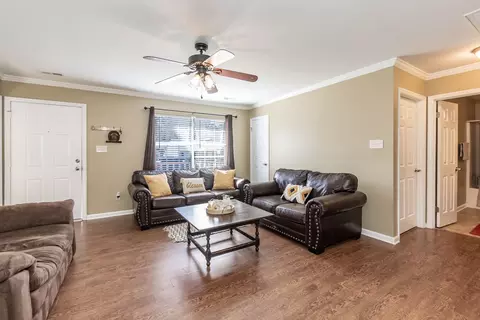 2 Lucas Dr, Durham, NC 27713 photo 2