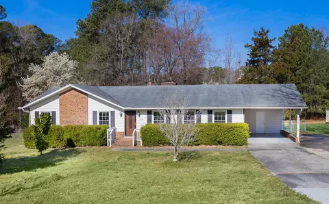 6108 Castell Dr, Durham, NC 27713 photo 1