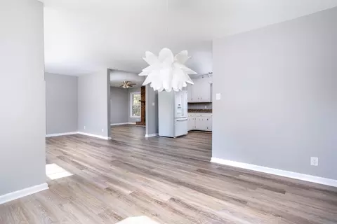 6108 Castell Dr, Durham, NC 27713 photo 4
