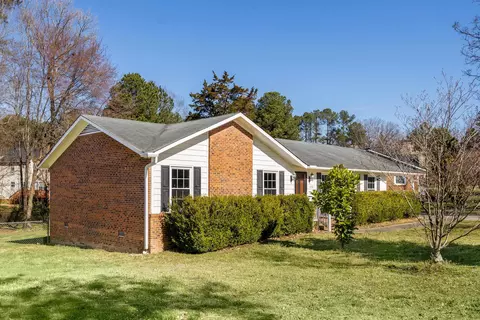 6108 Castell Dr, Durham, NC 27713 photo 2