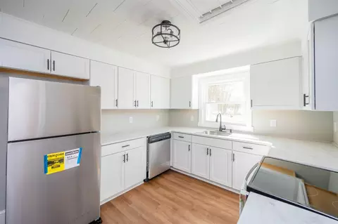 109 Holmes St, Erwin, NC 28339 photo 9