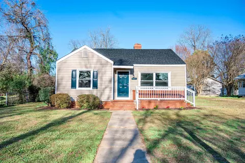 109 Holmes St, Erwin, NC 28339 photo 1