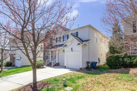 514 Panthers Run Dr, Durham, NC 27713 photo 3