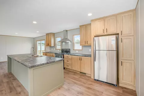 73 Stardust Ln, Selma, NC 27576 photo 4