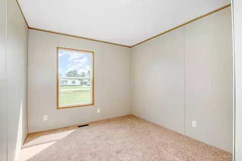 73 Stardust Ln, Selma, NC 27576 photo 10