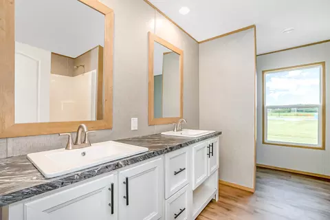 73 Stardust Ln, Selma, NC 27576 photo 9