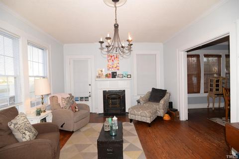 216 E Rose St, Smithfield, NC 27577 photo 4