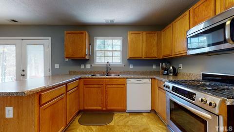 216 Pebblestone Dr, Durham, NC 27703 photo 3