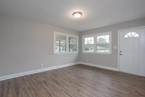 209 Pace St, Smithfield, NC 27577 photo 3
