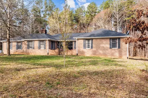 45 Pointe Mayo Dr, Roxboro, NC 27574 photo 2