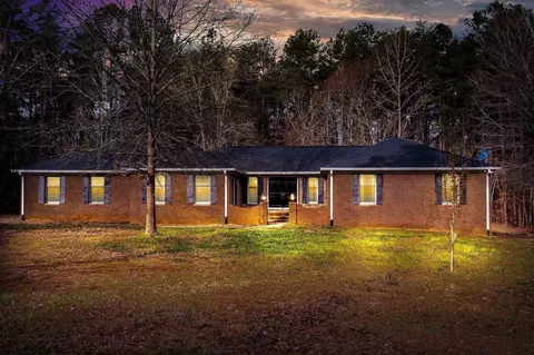 45 Pointe Mayo Dr, Roxboro, NC 27574 photo 1
