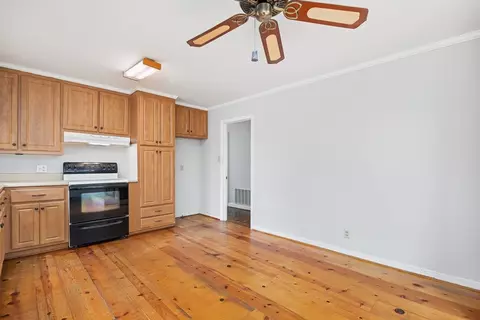 219 Dunhill Dr, Durham, NC 27713 photo 7
