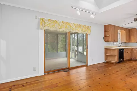 219 Dunhill Dr, Durham, NC 27713 photo 8