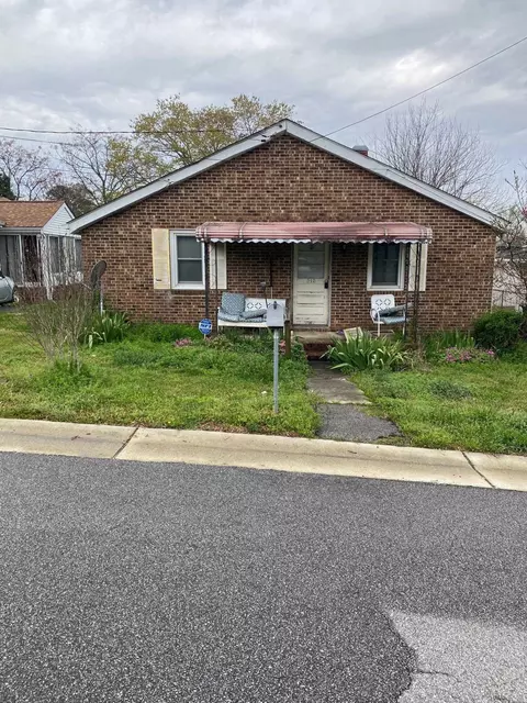 502 First St, Apex, NC 27502 photo 1