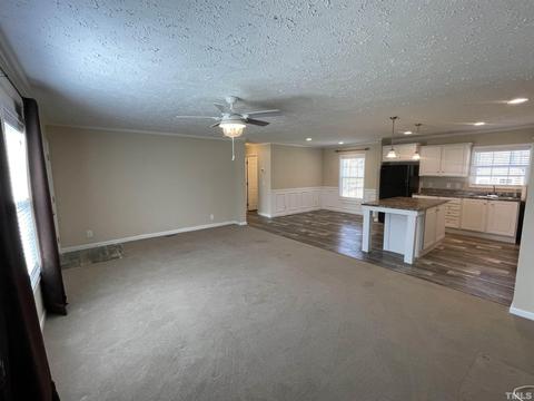 208 Loop Rd, Bunnlevel, NC 28323 photo 9