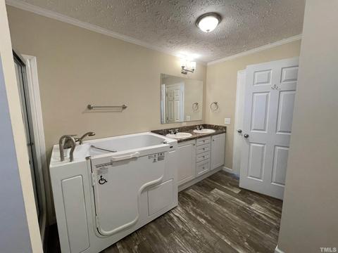 208 Loop Rd, Bunnlevel, NC 28323 photo 29