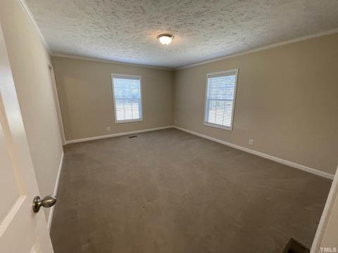 208 Loop Rd, Bunnlevel, NC 28323 photo 14