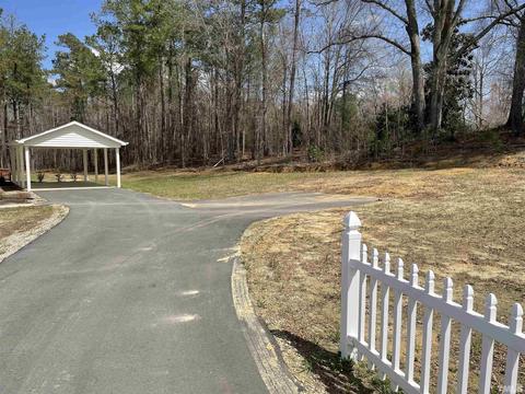 208 Loop Rd, Bunnlevel, NC 28323 photo 4