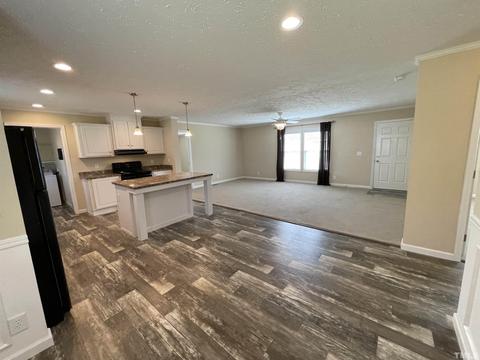 208 Loop Rd, Bunnlevel, NC 28323 photo 6