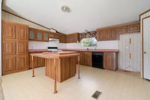 200 Wakeline Dr, Wendell, NC 27591 photo 2