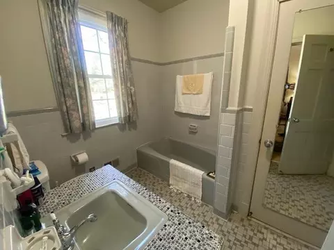 410 Old Post Rd, Erwin, NC 28339 photo 3