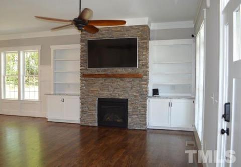 718 Eva St, Durham, NC 27701 photo 4