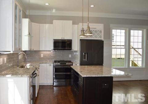 718 Eva St, Durham, NC 27701 photo 3