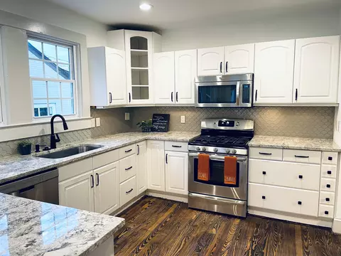 654 Linfield Dr, Durham, NC 27701 photo 9