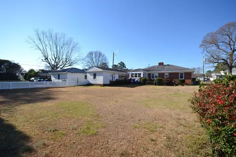 502 W Parrish Dr, Benson, NC 27504 photo 35