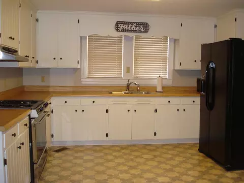 270 Timothy Rd, Dunn, NC 28334 photo 6