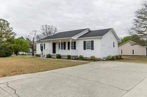 29 Smith Dr, Angier, NC 27501 photo 3