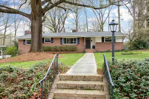 618 Hugo St, Durham, NC 27704 photo 1