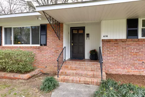 618 Hugo St, Durham, NC 27704 photo 4