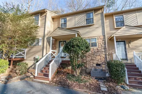 61 Willow Bridge Dr, Durham, NC 27707 photo 2