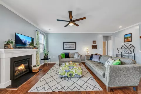 636 Hiddenbrook Dr, Durham, NC 27703 photo 14