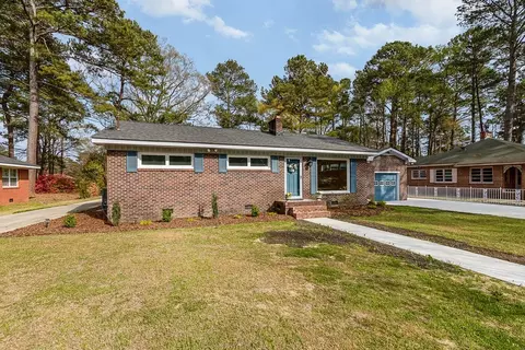 308 Pine St, Smithfield, NC 27577 photo 2