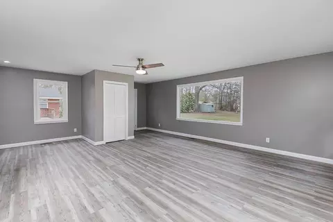 308 Pine St, Smithfield, NC 27577 photo 5