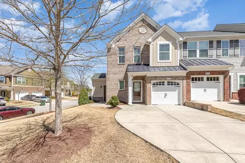 418 Panorama View Loop, Cary, NC 27519 photo 1