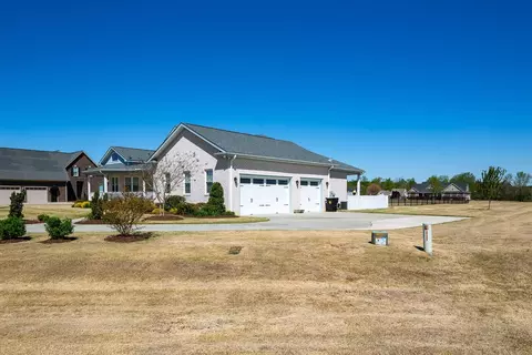 233 Pinehurst Ln, Clinton, NC 28328 photo 36