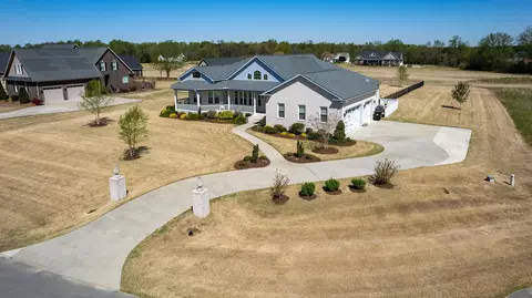 233 Pinehurst Ln, Clinton, NC 28328 photo 4