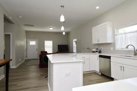 301 Truce St, Durham, NC 27703 photo 7