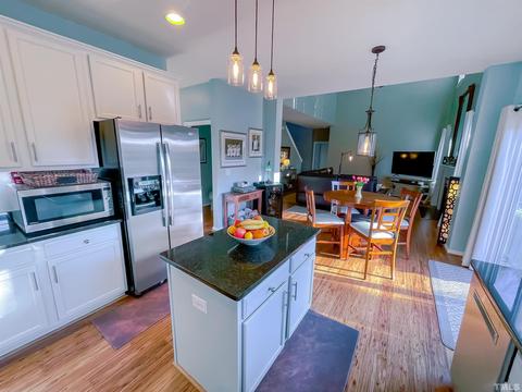 134 Windrush Ln, Durham, NC 27703 photo 4