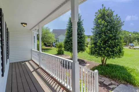 208 Uwharrie Ct, Garner, NC 27529 photo 4