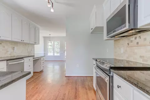208 Uwharrie Ct, Garner, NC 27529 photo 10