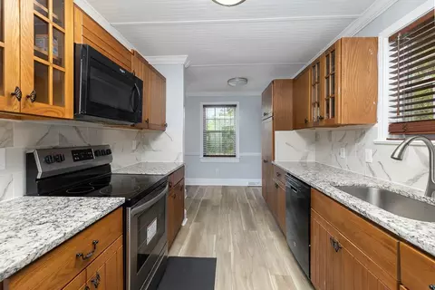 313 S 4th St, Smithfield, NC 27577 photo 8