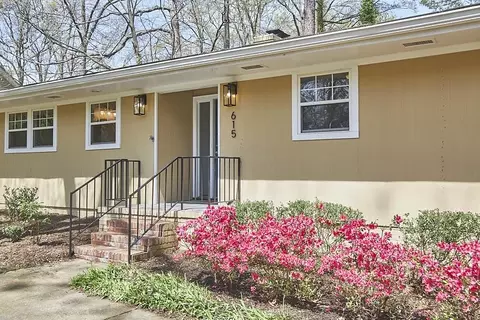 615 E Hammond St, Durham, NC 27704 photo 3