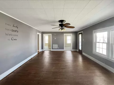 101 E F St, Erwin, NC 28339 photo 8